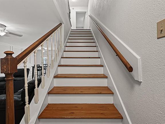 4th image of 10615 Briar Forest Dr APT 1002