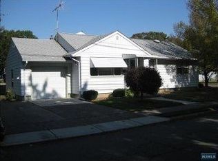 3-02 27th St, Fair Lawn, NJ 07410