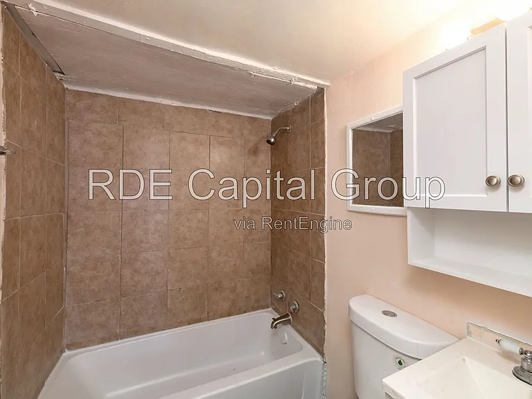 2408 Meyers St #104 — Photo 13