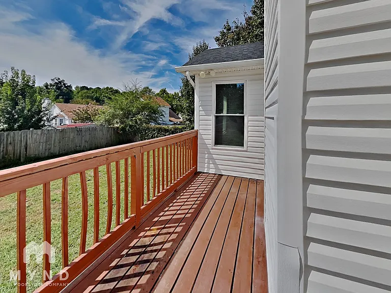 2209 Maybrook Dr — Photo 20