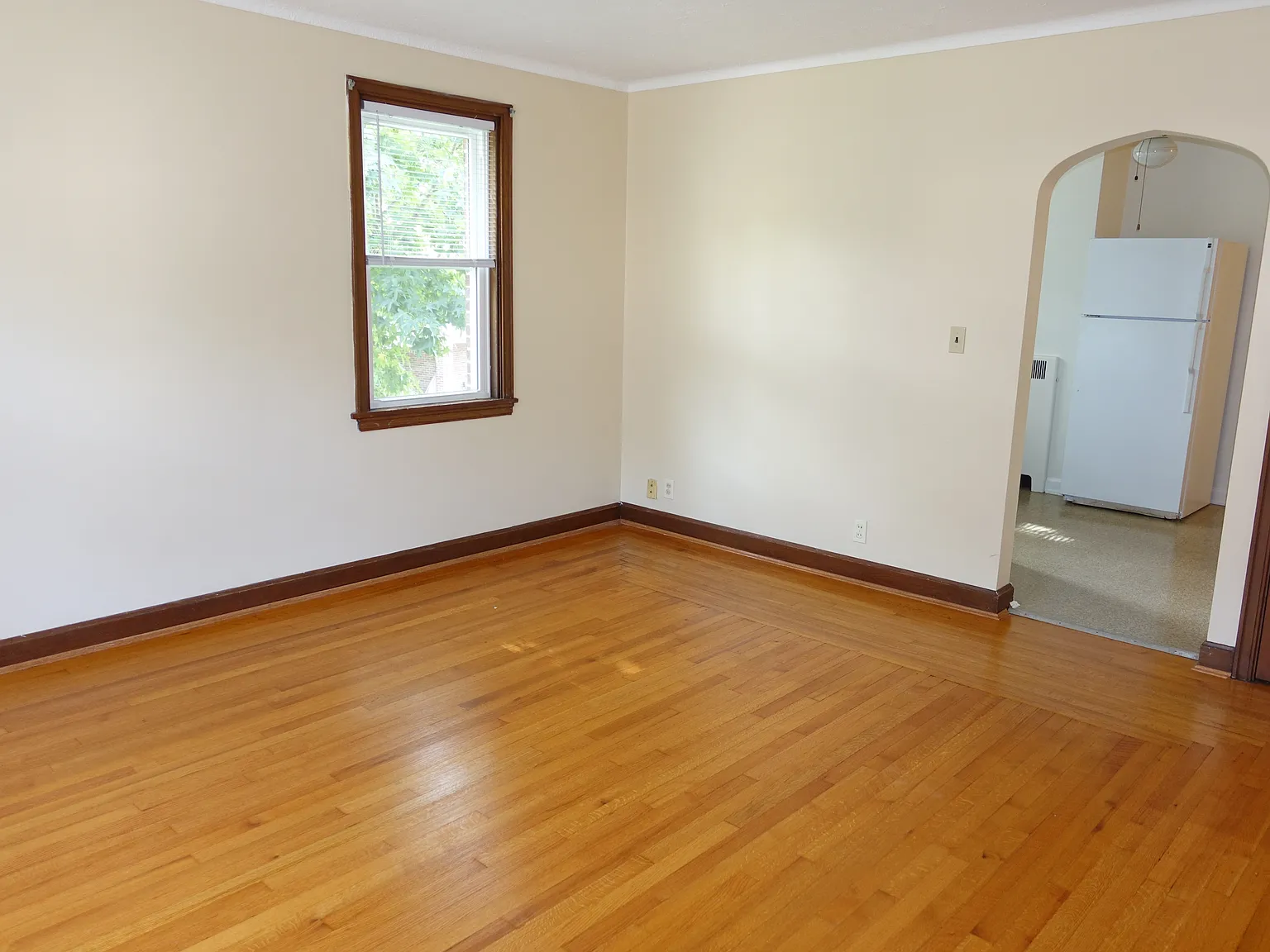 1 bed, 750 sqft, $1,010 — Photo 3