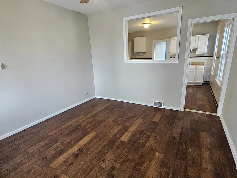 32 Bright St #1A — Photo 3