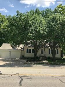 9151 Pflumm Rd, Lenexa, KS, 66215