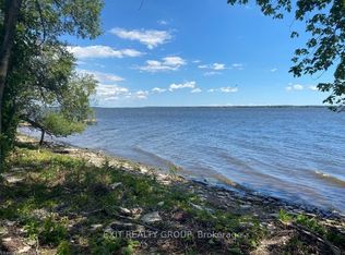 461 Sunrise Dr, Prince Edward County, ON K8N 4Z7
