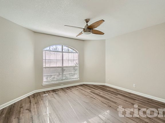 4th image of 12430 Canyon Court Dr