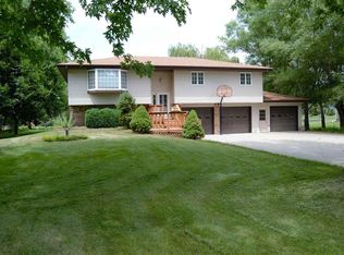 55315 Joann Dr, Norfolk, NE 68701