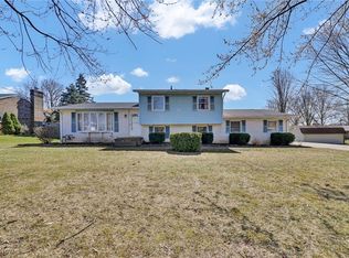 3358 Rolling Ridge Rd NE, Canton, OH 44721