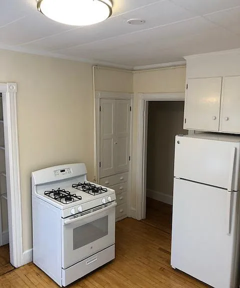 25 Bolton St #1 — Photo 9