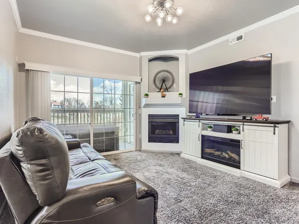 1415 S Galena Way APT 104, Denver, CO 80247