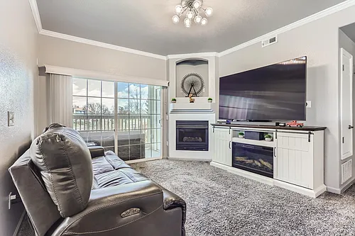 1415 S Galena Way #104 Photo 1