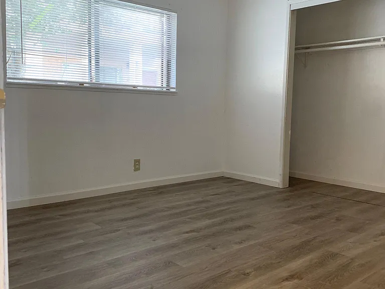 1612 Crucero Dr #2 — Photo 5