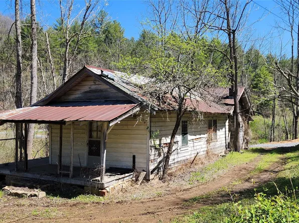 1756 Long Branch Rd, Marshall, NC 28753