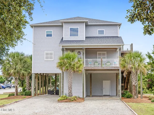 501 Bridgers Avenue, Topsail Beach, NC 28445