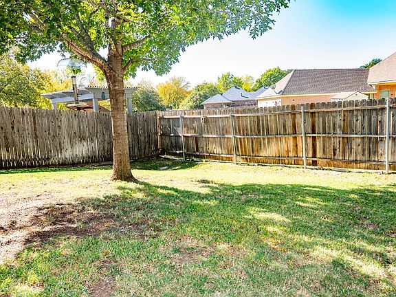 5th image of 9028 Racquet Club Dr