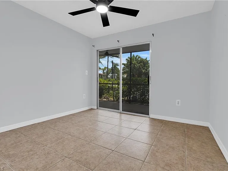 5713 Foxlake Dr #1 — Photo 21