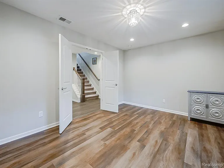 47707 Alden Ter N — Photo 27