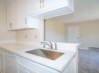 3670 Silver Oaks Way APT E, Livermore, CA