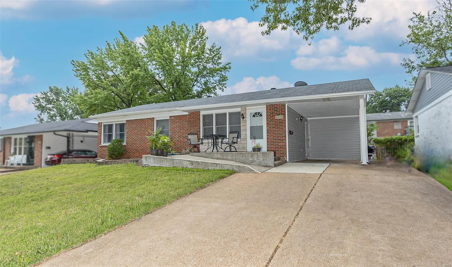 4826 Mohegan Dr photo 1