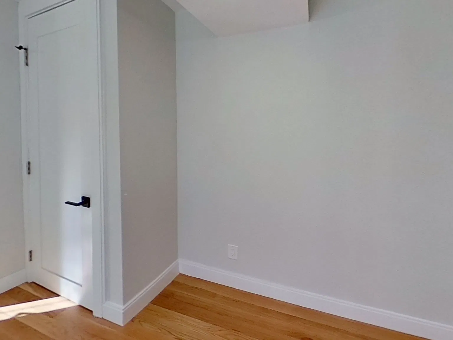 1 bed, 535 sqft, $2,495 — Photo 2