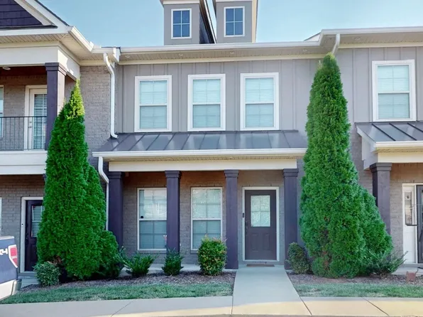 724 Black Colt Dr, Murfreesboro, TN 37130