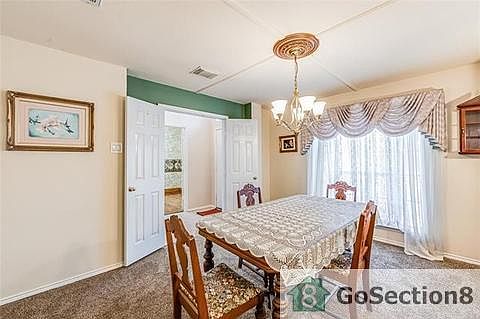 5th image of 2903 Country Cir