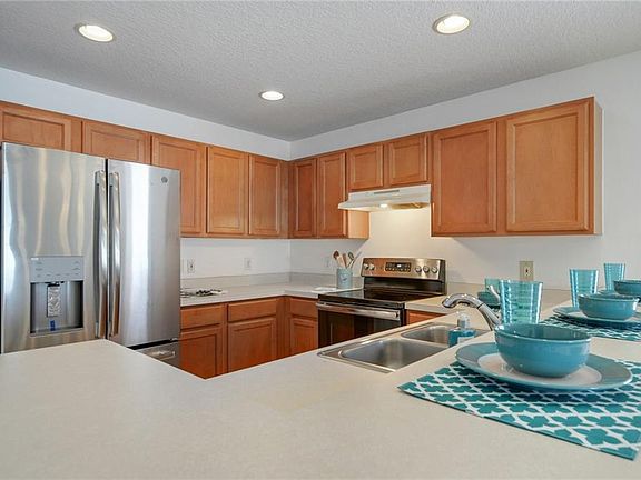 3rd image of 7603 Terrace River Dr