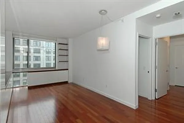 Rented by Douglas Elliman | media 14