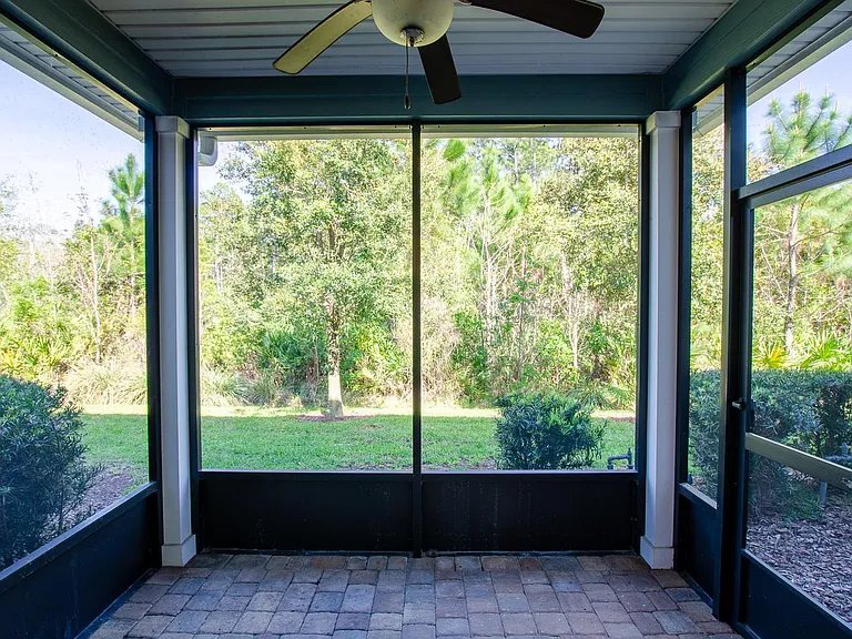 24 Pindo Palm Dr — Photo 10
