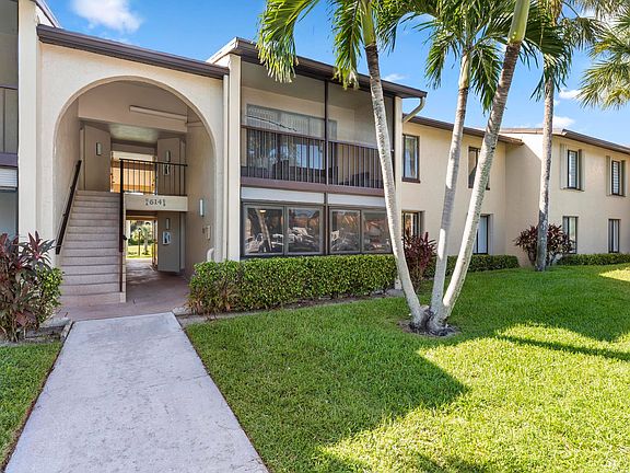 4th image of 614 Sea Pine Way #B1