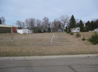 Xxxxx Poplar Ave, Lowry, MN 56349