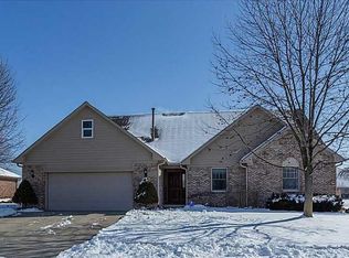 2063 Woodstream Dr, Avon, IN 46123