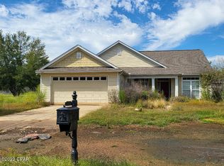 4142 Riddle Ct, Chipley, FL 32428