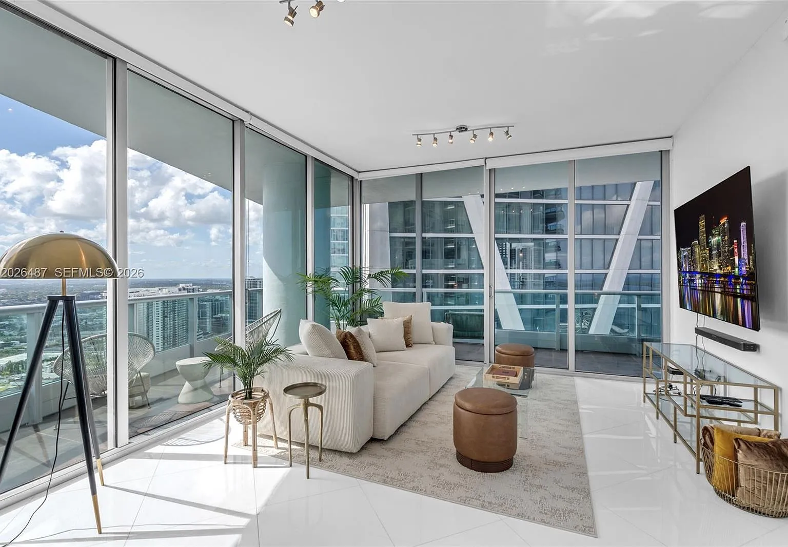 900 Biscayne Bay Condo — Photo 4