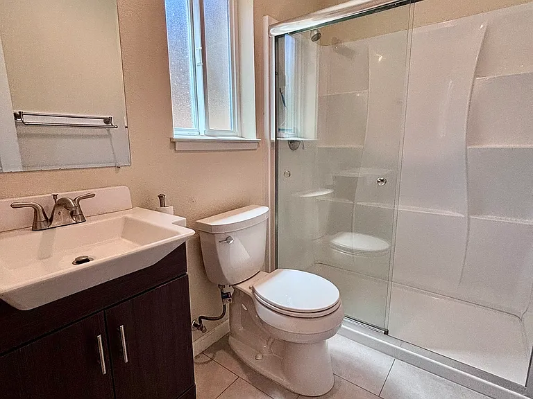 5009 Lyng Dr — Photo 25