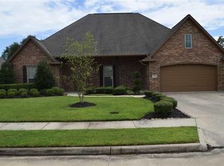 206 Winding Brook Dr, Lumberton, TX 77657