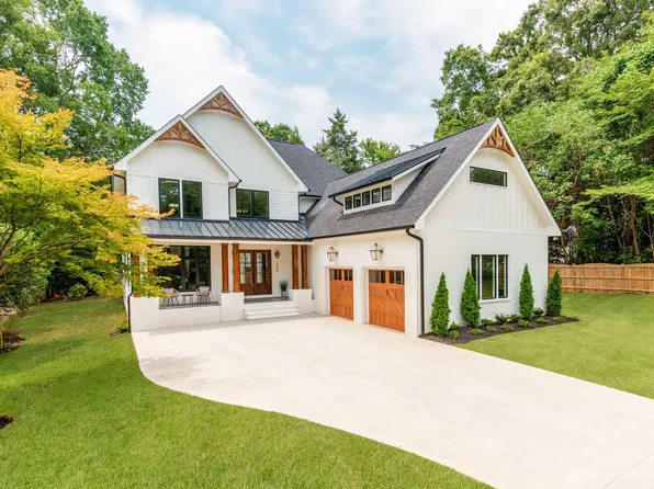 1000 Brantham Ct, Charlotte, NC 28211