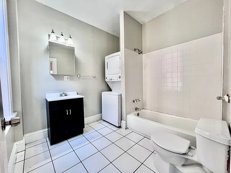 2835-1 W Cherokee St — Photo 9