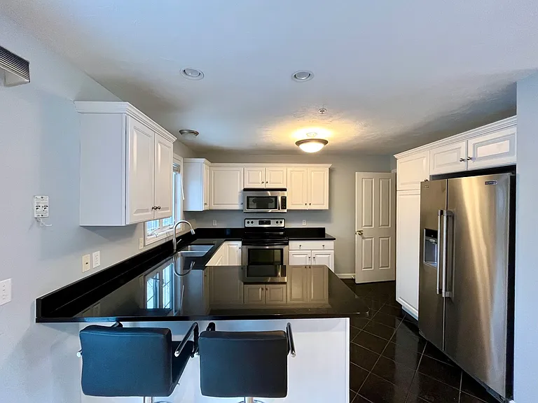 401 W Center St #1C — Photo 6