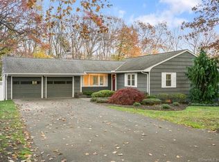 15 Crestdale Rd, Danbury, CT 06811