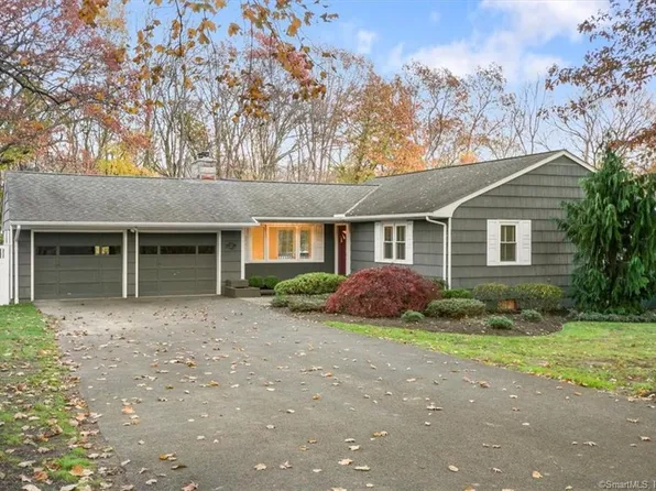 15 Crestdale Road, Danbury, CT 06811