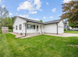 1018 E 18th St S, Newton, IA 50208
