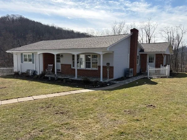 114 Wood Ln, Avonmore, PA 15618
