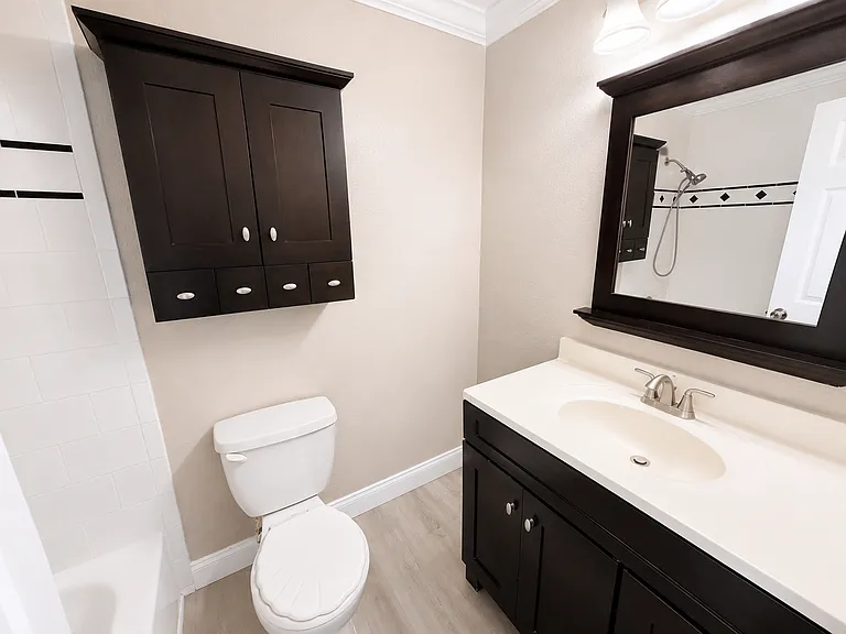 834 Linton Ave — Photo 13