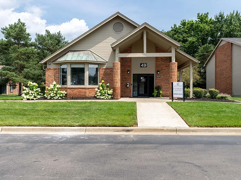 Oak Hill Apartments — Photo 22
