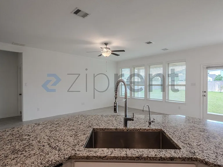 15023 Old Horseshoe Lake Dr — Photo 17