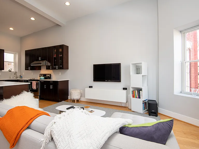 23 Todd Pl NE #2 — Photo 6