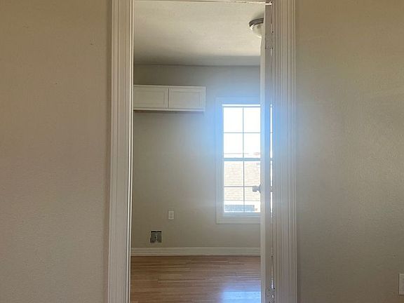 4th image of 7431 Avenue L Unit 3