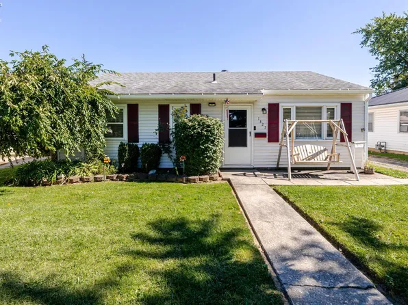 1327 Fleetwood Dr, Fremont, OH 43420