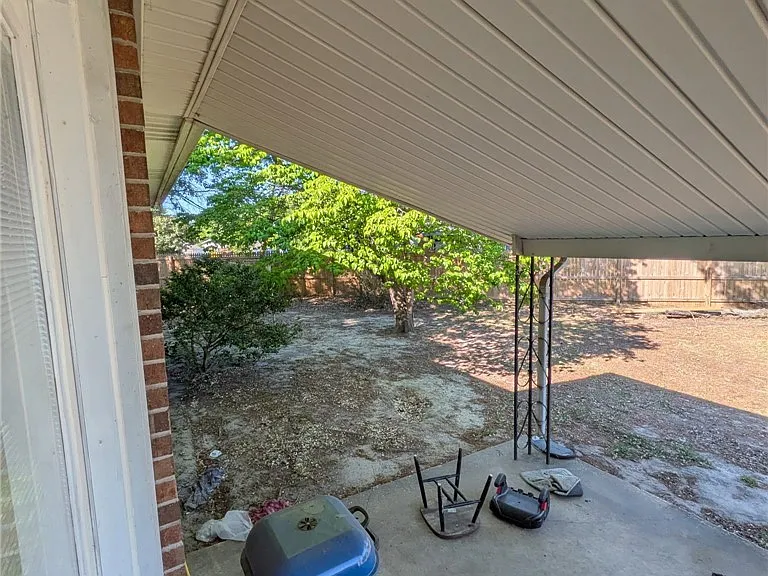 1403 Mack St — Photo 12