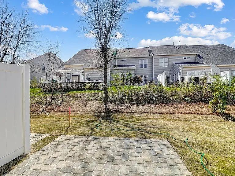 4023 Black Ct — Photo 35